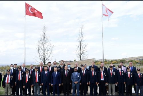 Cumhurbaşkanı Yardımcısı Oktay, Fırat Yetiş,Asım Balcı,Ersin Tatar
