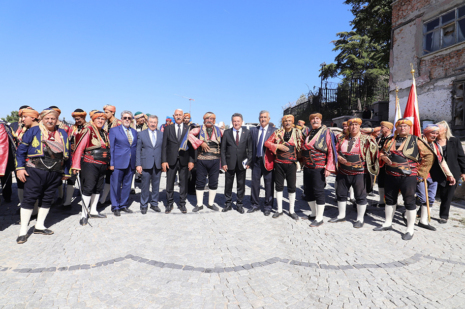 Metin Özaslan Kızılcagün ateşi hiç sönmeyecek_Karapürçek Gazetesi