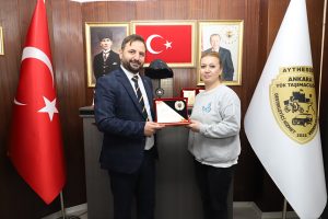 Kadın Kuryelere_Karapürçek Gazetesi