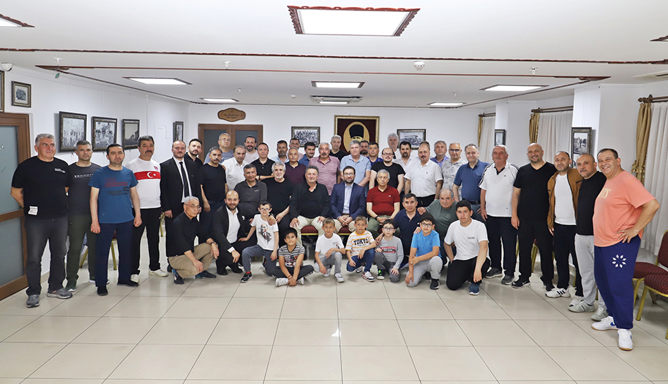 Seymen oyunlarına Rektör_Karapürçek Gazetesi