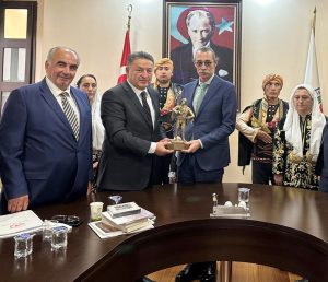 Özaslandan Beşikçioğluna_Karapürçek Gazetesi