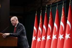 Mevcut Anayasa Türkiye’ye Ve Demokrasimize Dar Geliyor_Karapürçek Gazetesi