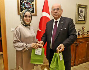 ANKESOB da Anneler Günü kutlandı_Karapürçek Gazetesi