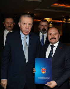 Cumhurbaşkanı Erdoğan a şoför esnafının sorun ve taleplerini iletti_Karapürçek Gazetesi 