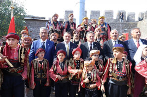 Ay-Yıldızlı Bayrağımızı gururla göklere çekeceğiz_Karapürçek Gazetsesi 