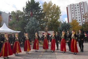 ÇANKAYA'DA ATATÜRK SANAT MERKEZİ_KARAPÜRÇEK GAZETESİ