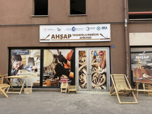 Çorum'da Kadın Eli Ahşabı Sanata Dönüştürüyor_Dr Halil İbrahim Aşgın_Karapürçek Gazetesi