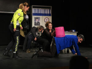 ETİMESGUT BELEDİYESİ EMEKLİ TİYATROSU_KARAPÜRÇEK GAZETESİ