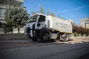 ETİMESGUT BAĞLICA
VE YENİ BAĞLICA’DA
KAPSAMLI TEMİZLİK_KARAPÜRÇEK GAZETESİ