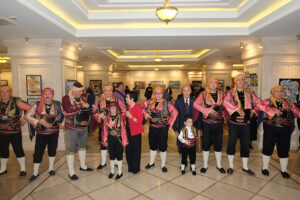 Seymenlerden İyilik İyidir sergisine güçlü destek_KARAPÜRÇEK GAZETESİ