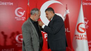 Yeniden Refah İlçe Başkanı Mustafa Alanbay İstifa Ederek Milli Yol Partisi’ne Katıldı_Karapürçek Gazetesi